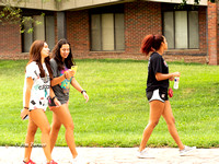 FALL ATHLETES MOVE IN DAY-90625