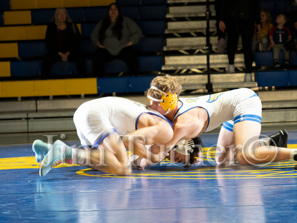 WRESTLING VS AVILA-1250345