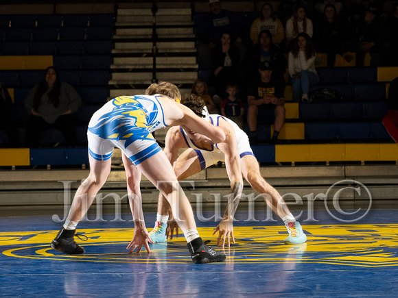 WRESTLING VS AVILA-1250347