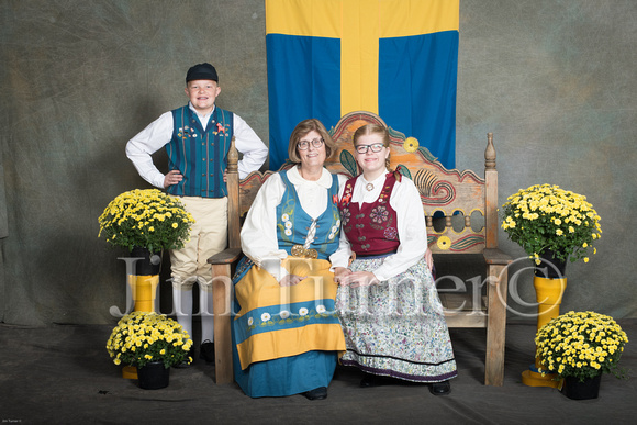SWEDISH COSTUMES 2019-10