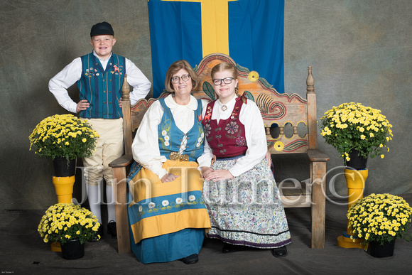 SWEDISH COSTUMES 2019-11