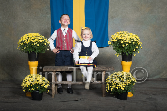 SWEDISH COSTUMES 2019-39