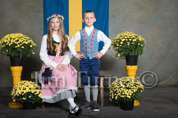 SWEDISH COSTUMES 2019-86