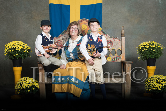 SWEDISH COSTUMES 2019-116