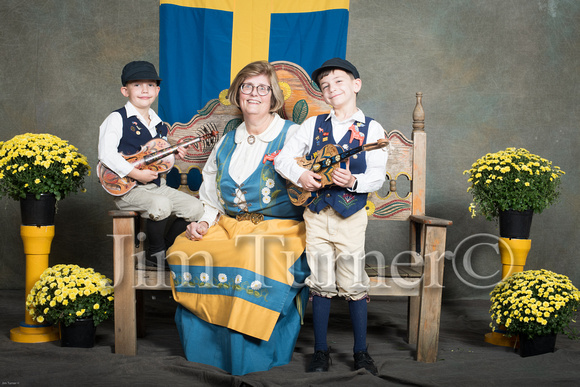 SWEDISH COSTUMES 2019-119
