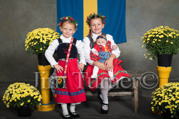 SWEDISH COSTUMES 2019-143