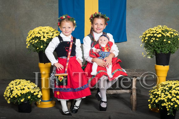 SWEDISH COSTUMES 2019-144