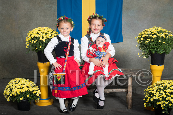 SWEDISH COSTUMES 2019-145