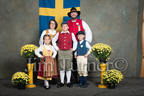 SWEDISH COSTUMES 2019-239