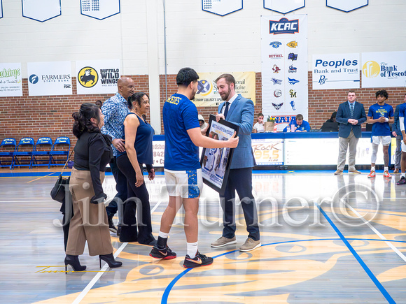 MEN'S BBALL SENIOR NIGHT-10