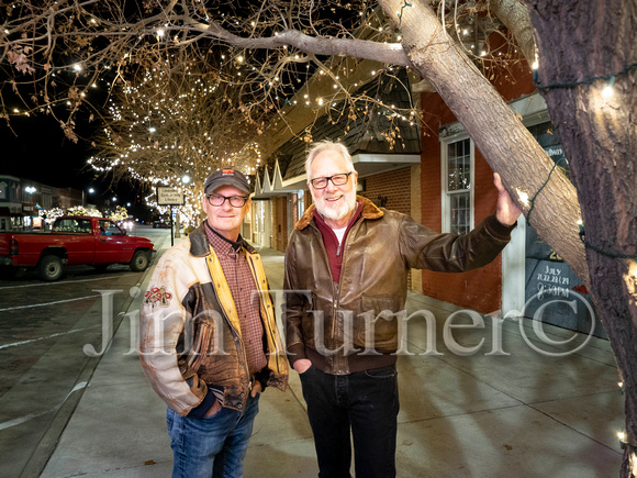 Tree Lighting crew Mike Bray and Merle Larson-0616