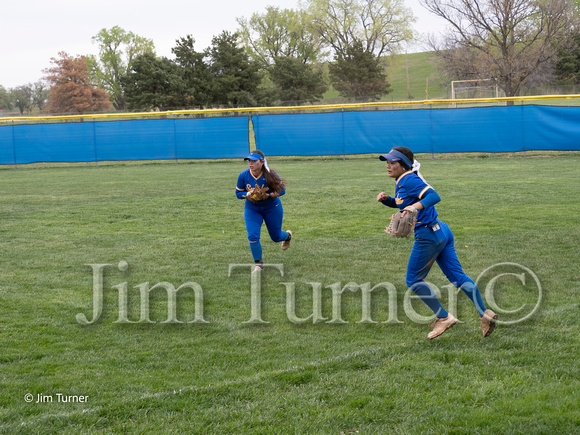 SOFTBALL vs SOUTHWESTERN-8